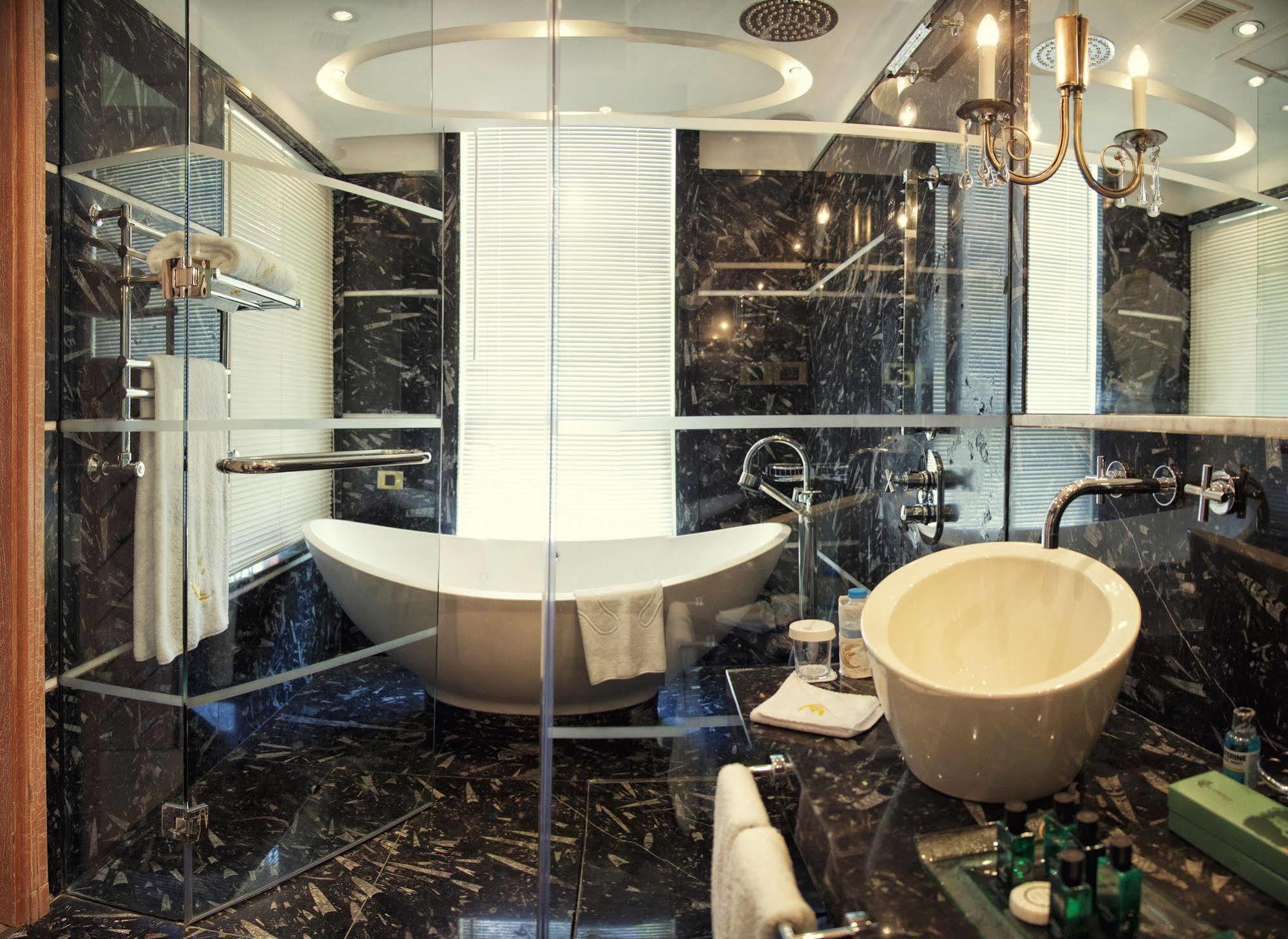 Hotel Les Ottomans Bosphorus - Special Category 이스탄불 외부 사진